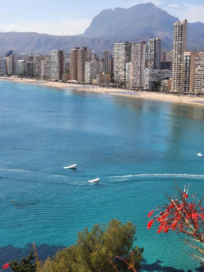 Trinisol II Private Apartments With Sea View Benidorm Exterior photo